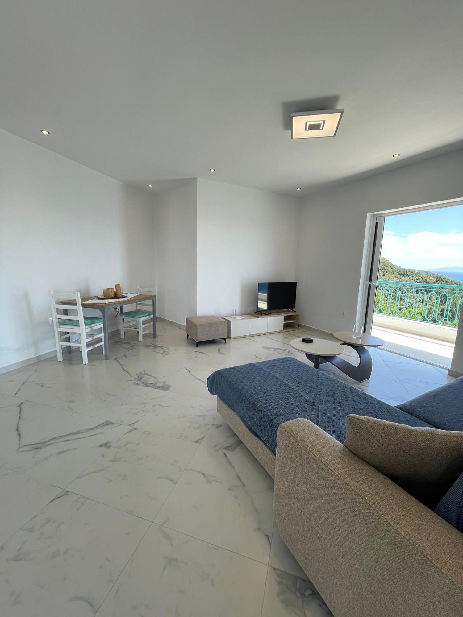 Endless Blue Apartments Dhermi Bagian luar foto